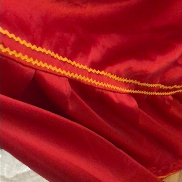 Frida Kahlo red skirt - Picture 2 of 5